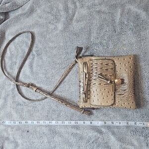 Elegant Tan Crossbody Bag